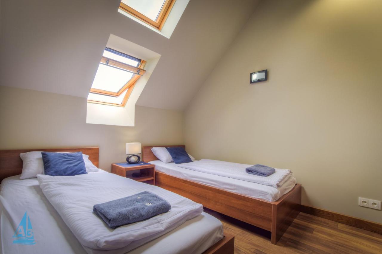 A3 - Apartamenty Mikołajki Exteriör bild